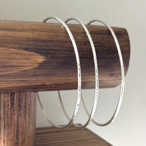 Sterling silver textured bangle set
