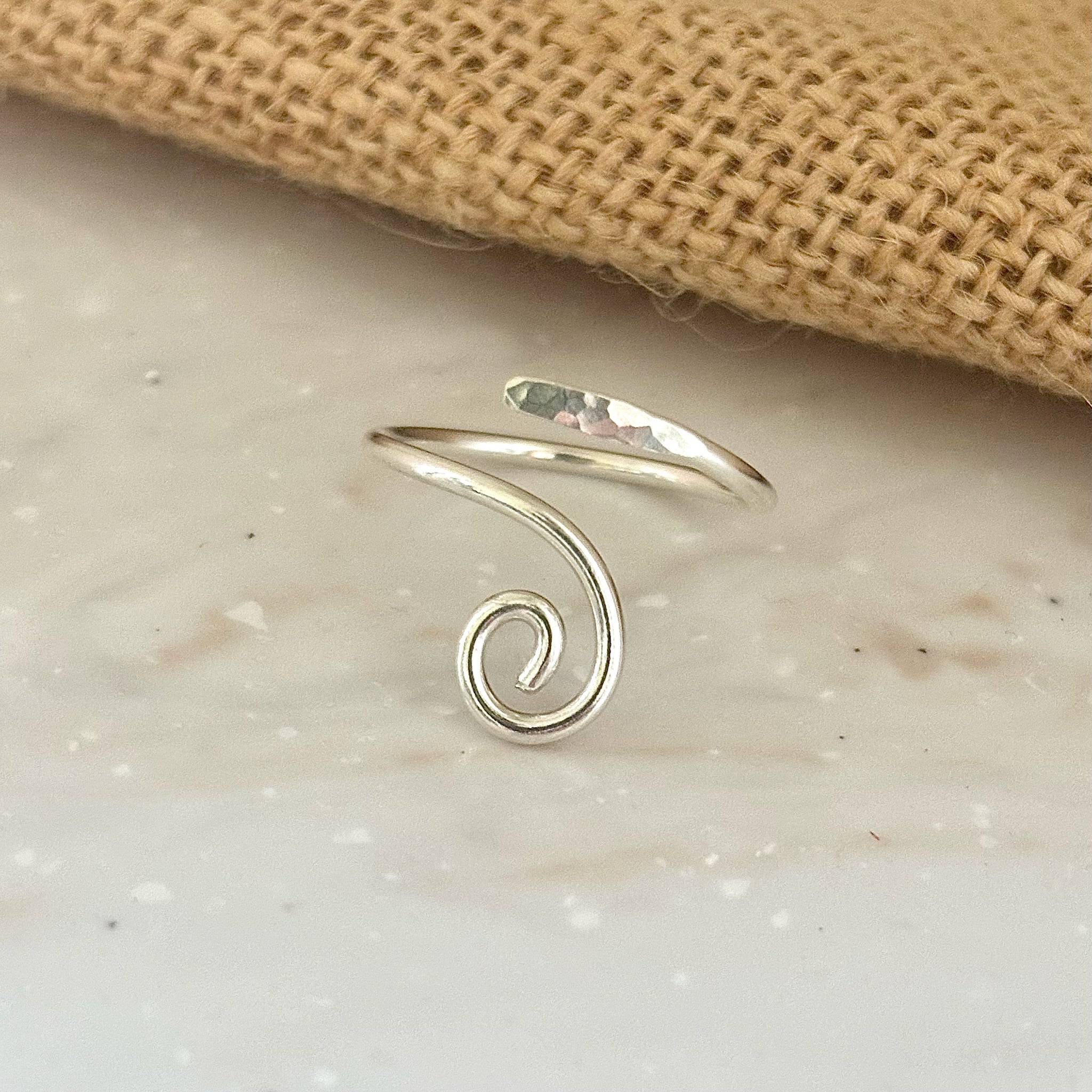 AeraVida Adjustable Filigree Swirl Band Ring - .925 Sterling Silver, Handmade