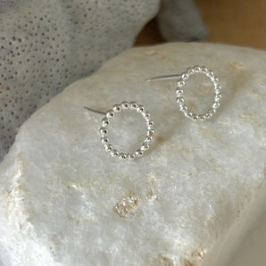 Beaded silver circle stud earrings