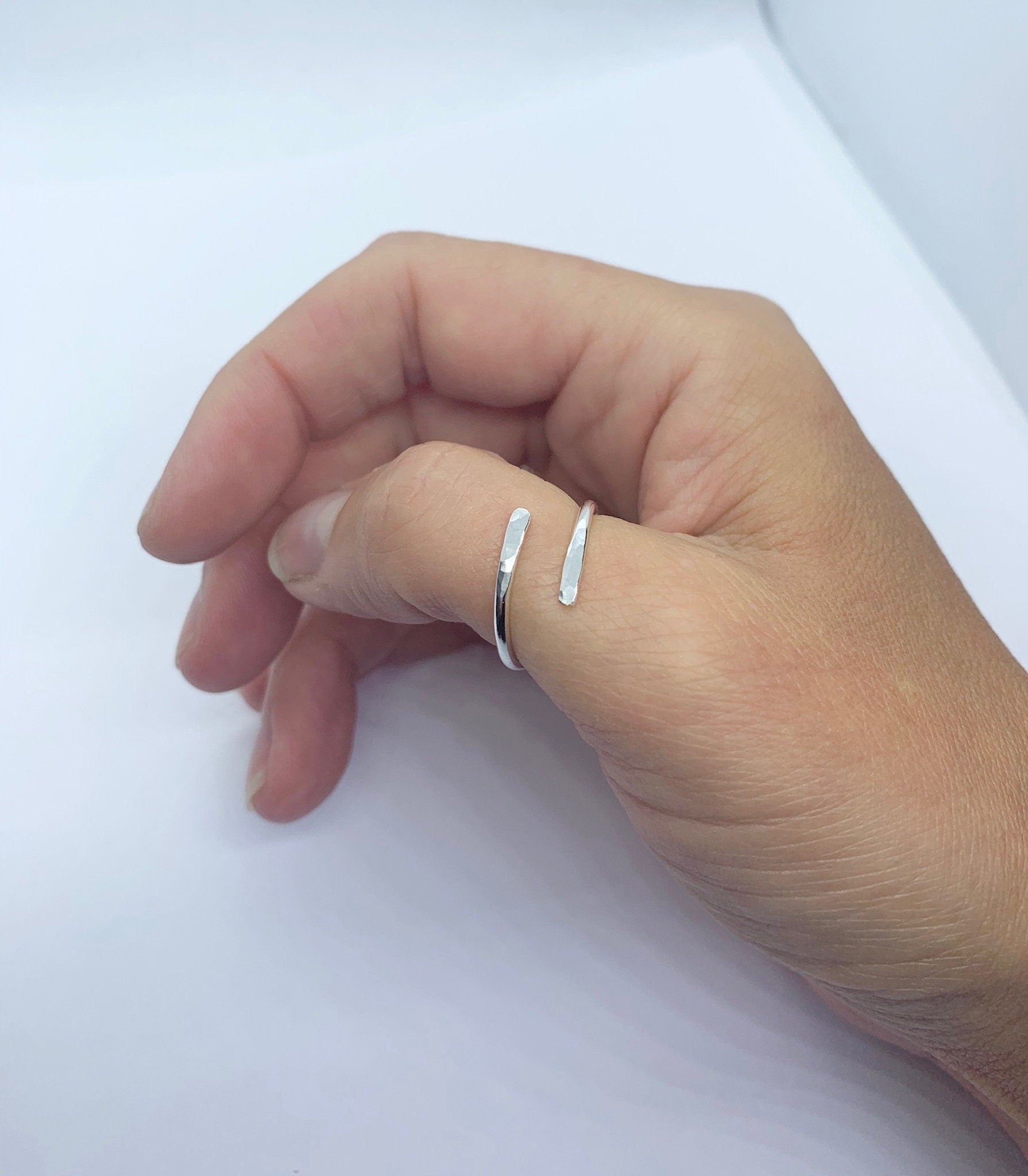 Adjustable silver thumb ring